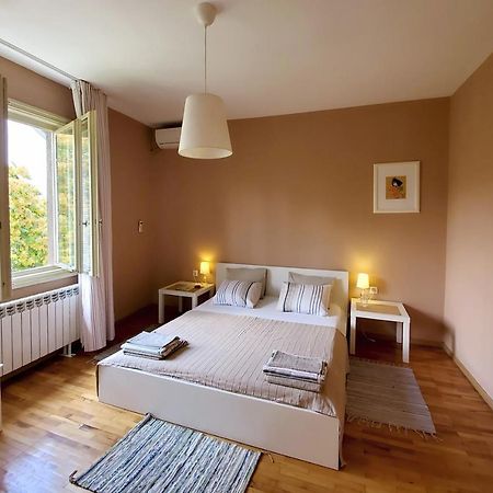 Sunny Central Apartment Sofia Zewnętrze zdjęcie