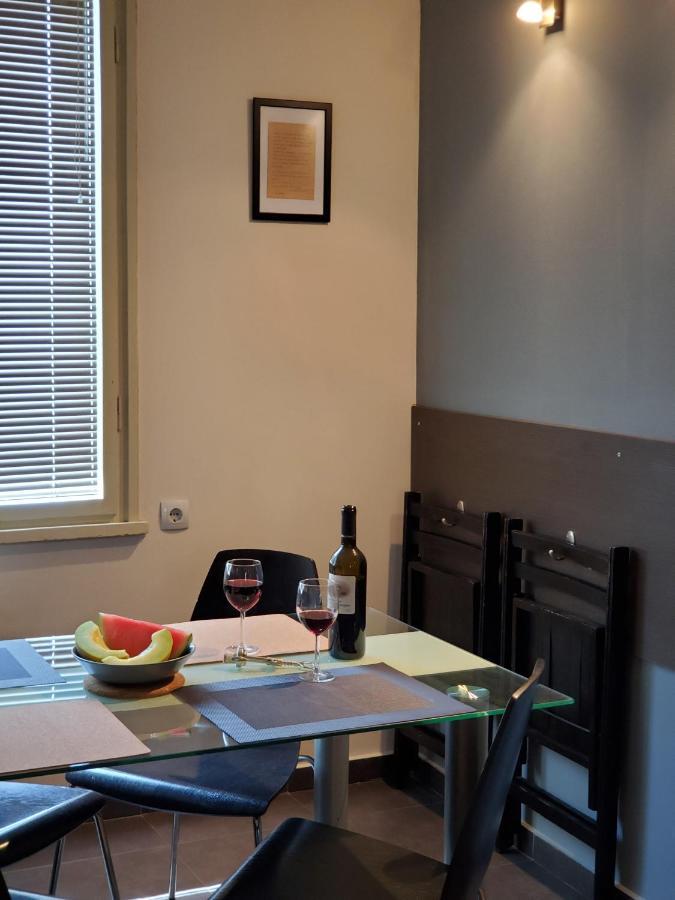 Sunny Central Apartment Sofia Zewnętrze zdjęcie